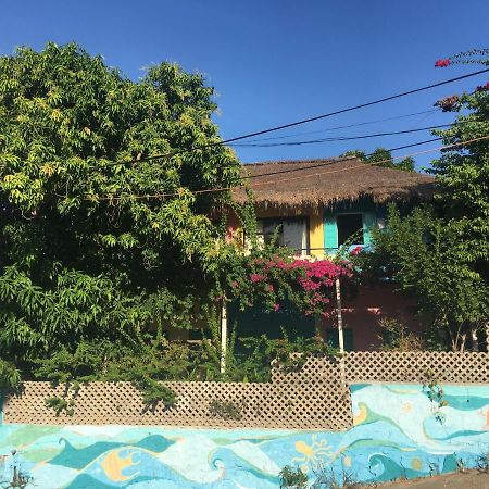 Hotel Confetti House Quy Nhơn Exterior foto